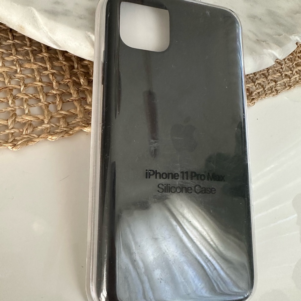 iPhone 11 Pro Max silicone case, black